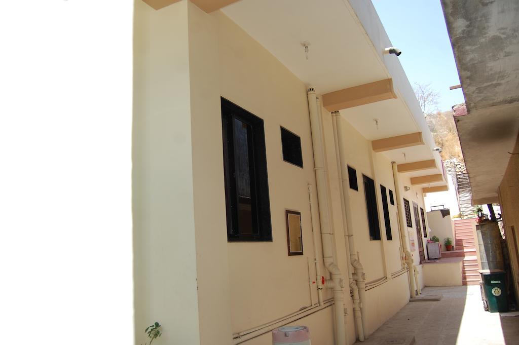 Hotel Oasis Mount Abu Εξωτερικό φωτογραφία